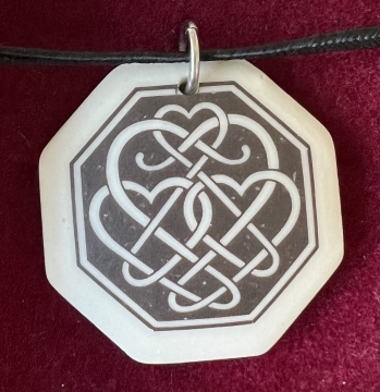 Necklace Pendant Hearts (Octagon)